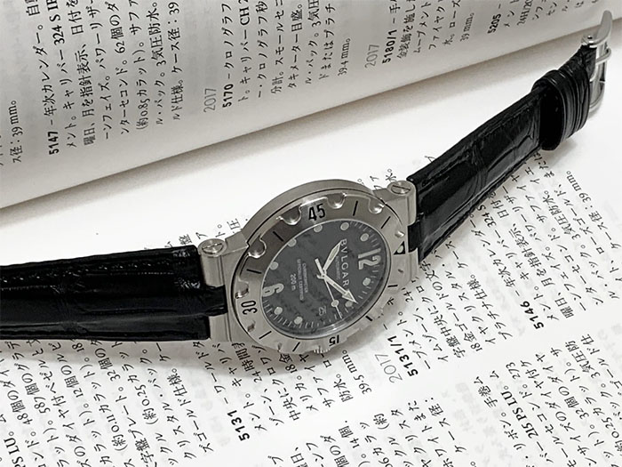 【BVLGARI】ブルガリブルガリ 腕時計 自動巻き 裏スケ カーボン×レザーベルト 黒文字盤 BB40CL/hm09067md